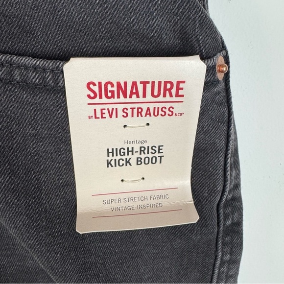 NWT high rise kick boot cut black denim jeans size 22 - Picture 4 of 4